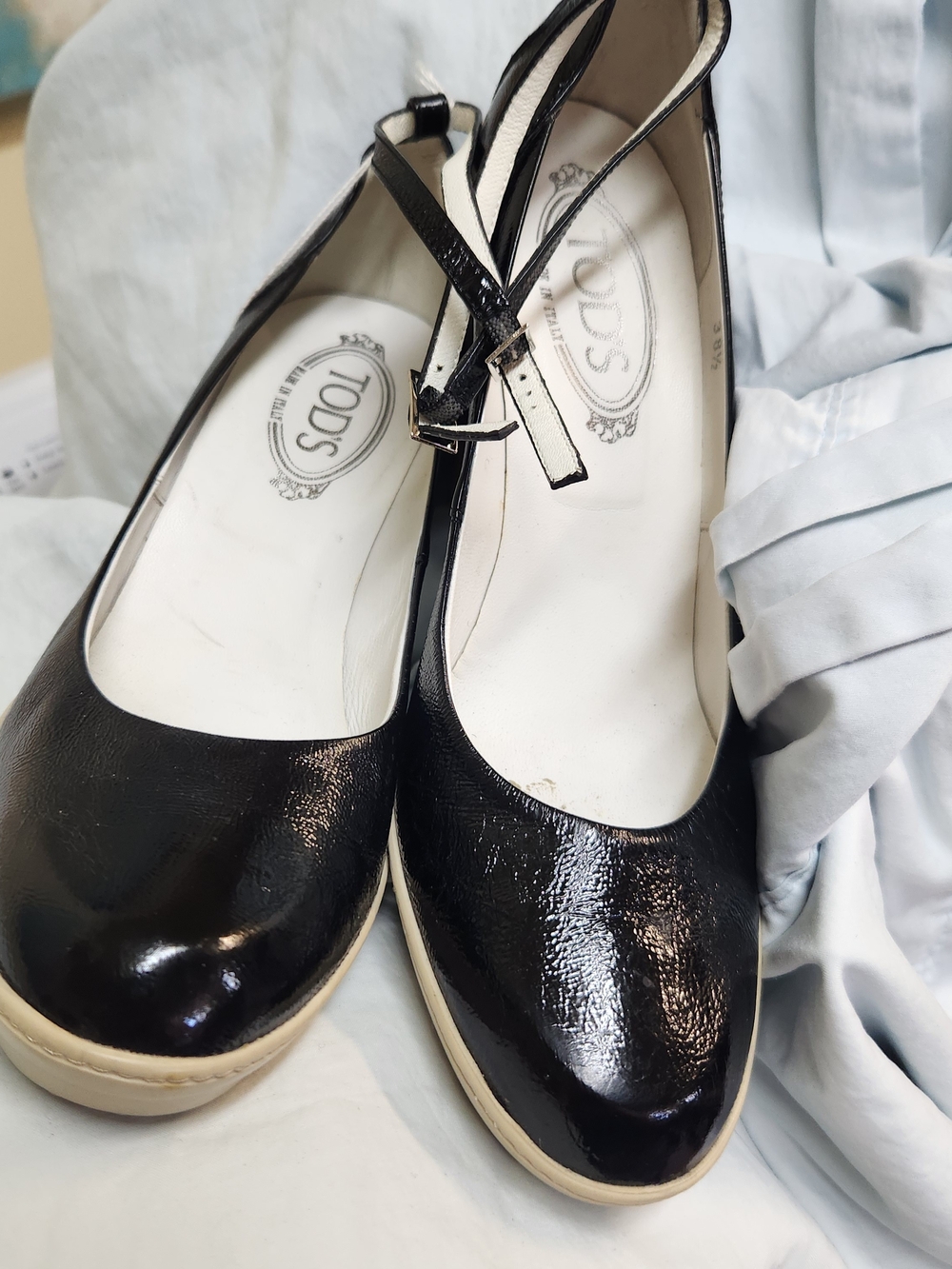 TOD'S Black Patent Leather Mary Jane Flats